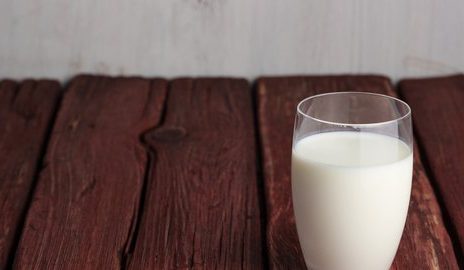 Masalah Kesehatan yang Timbul saat Konsumsi Susu