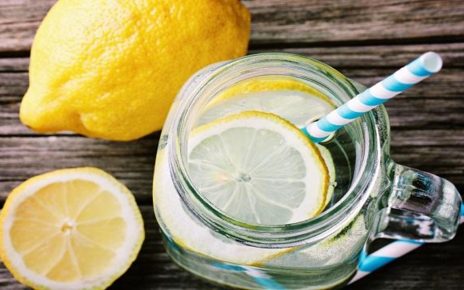 10 Khasiat Air Lemon yang Jarang Diketahui