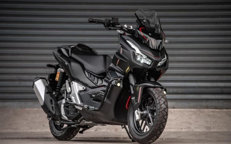 Modifikasi Honda ADV 150 Berjubah Batman