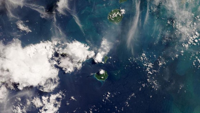 NASA Pajang Foto Gunung Anak Krakatau dari Jarak Dekat