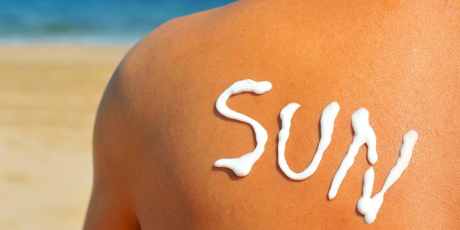 Kenali Perbedaan Antara Sunblock dan Sunscreen