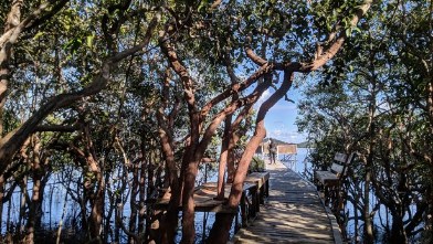 Keelokan 5 Pulau di Tengah Danau 