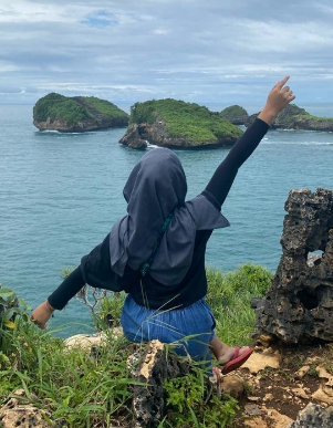 Pesona Pantai Kasap,Miniatur Raja Ampat di Pacitan 