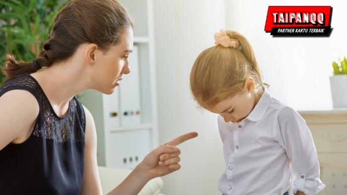 Dampak Buruk jika Orangtua Selalu Menyalahkan Anak, Rentan Stres!