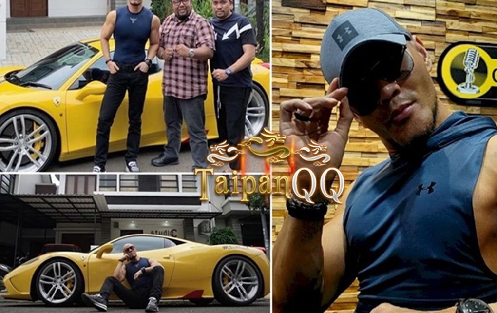 Dedy Corbuzier Beli Sport Car, Ferrari Roma Pertama Di Indonesia