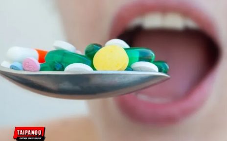 Obat Diminum Setelah Makan, Kalian Ada Yang Tau ga Kenapa ?