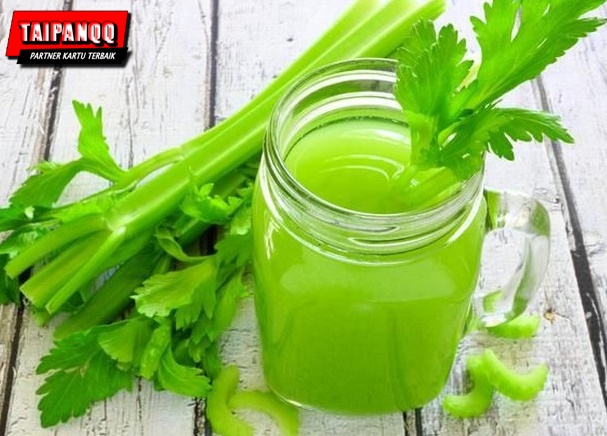 Efek Samping Minum Jus Seledri secara Berlebihan