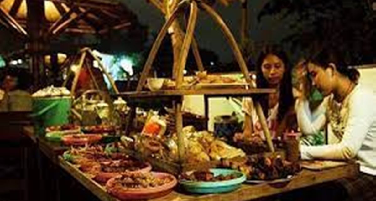 12 Wisata Malam Kuliner Jogja yang Lezat dan Sayang untuk Kamu Lewatkan