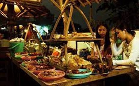 12 Wisata Malam Kuliner Jogja yang Lezat dan Sayang untuk Kamu Lewatkan