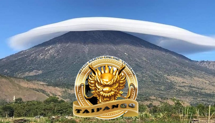 5 Gunung Tertinggi di Indonesia, Nomor 3 dan 4 Favorit Pendaki