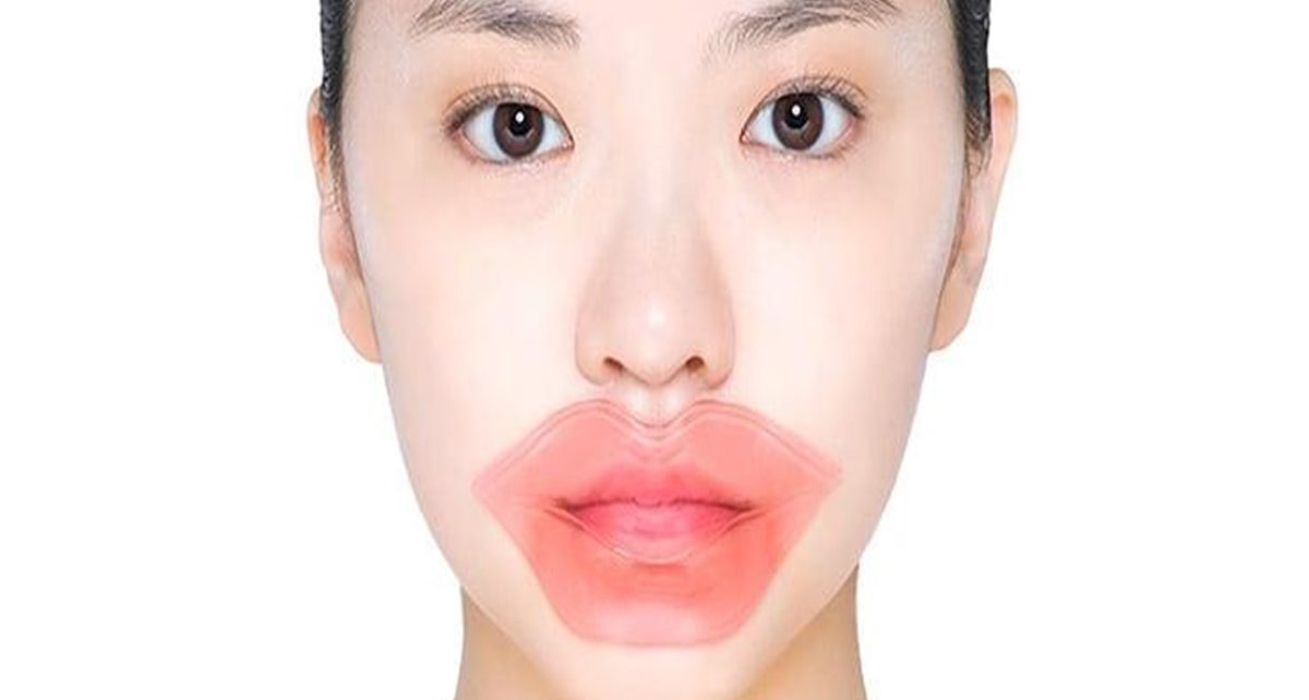 15 Cara Mengatasi Bibir Hitam dan Kering Secara Alami