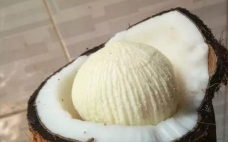 5 Cara Menggunakan Air Kelapa untuk Kesehatan Kulit Wajah