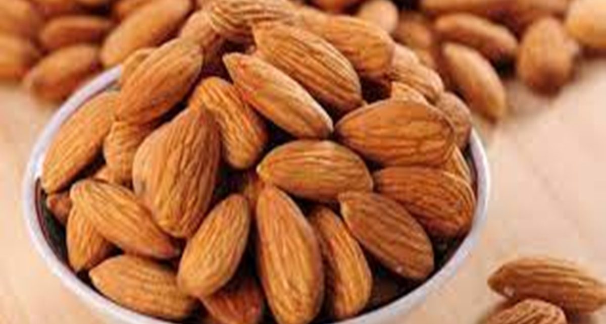 5 Manfaat Konsumsi Kacang Almond Tiap Hari Bagi Kesehatan