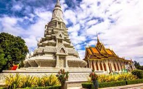Bertualang di 15 Destinasi Wisata Kamboja Terbaik