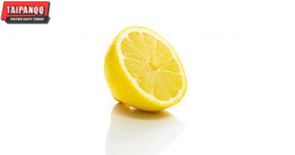 Manfaat Minum Madu Dan Lemon Bagi Tubuh