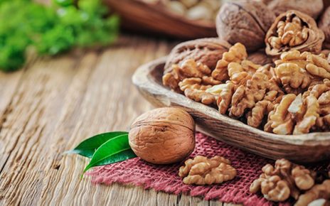 12 Manfaat Kacang Kenari untuk Kesehatan, Kaya Antioksidan