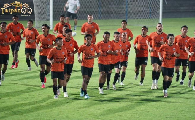 Persija Segera Bereskan Utang Demi Selamat dari Sanksi FIFA