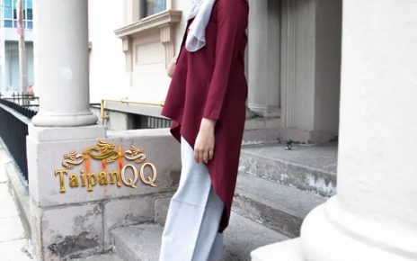 Baju Cocok Dengan Jilbab Abu