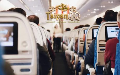 5 Tips Mencegah Pegal Saat Long Flight Biar Bisa Menikmati Perjalanan