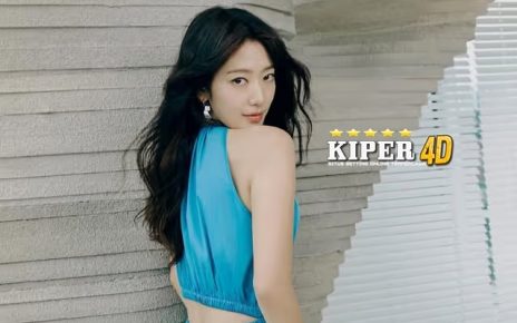 Fakta Keluarga Park Shin Hye