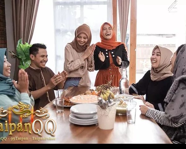 Lebaran di Rumah, Ini 6 Tips Sajikan Makanan Sehat dan Lezat