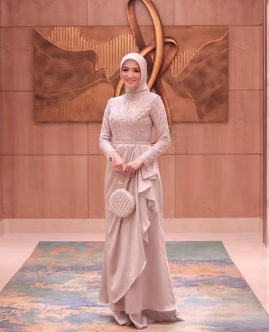 Model Gamis Brokat Kombinasi Satin